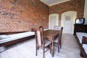 Фото номера Cемейный номер с собственной ванной комнатой Хостелы Vanilla Hostel Wrocław г. Вроцлав 3