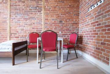 Фото номера Cемейный номер с собственной ванной комнатой Хостелы Vanilla Hostel Wrocław г. Вроцлав 6