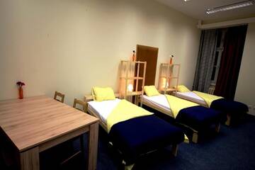 Фото номера Двухместный номер с 1 кроватью Хостелы ONE LUCKY HOSTEL - Rynek - Pokoje prywatne г. Вроцлав 9