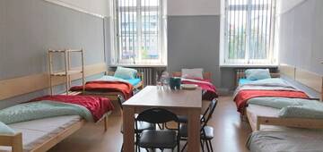 Фото номера Четырехместный номер с общей ванной комнатой Хостелы ONE LUCKY HOSTEL - Rynek - Pokoje prywatne г. Вроцлав 8