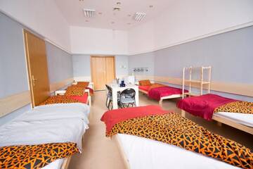 Фото номера Четырехместный номер с общей ванной комнатой Хостелы ONE LUCKY HOSTEL - Rynek - Pokoje prywatne г. Вроцлав 5