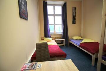 Фото номера Двухместный номер с 1 кроватью Хостелы ONE LUCKY HOSTEL - Rynek - Pokoje prywatne г. Вроцлав 6