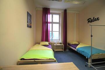 Фото номера Двухместный номер с 1 кроватью Хостелы ONE LUCKY HOSTEL - Rynek - Pokoje prywatne г. Вроцлав 6