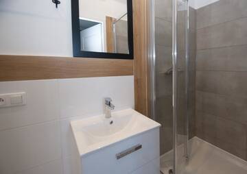 Фото номера Четырехместный номер эконом-класса Хостелы Swiebodzki Hostel г. Вроцлав 4