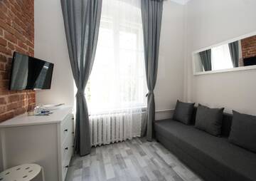 Фото номера Двухместный номер эконом-класса с 1 кроватью Хостелы Swiebodzki Hostel г. Вроцлав 3