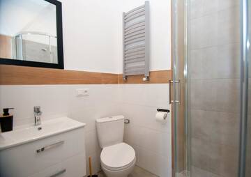 Фото номера Апартаменты Делюкс Хостелы Swiebodzki Hostel г. Вроцлав 5