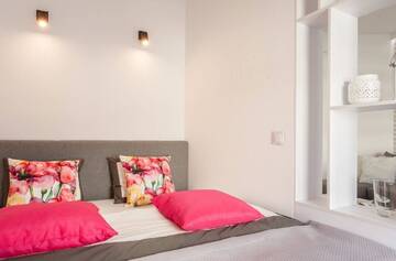 Фото номера Улучшенный номер-студио Апартаменты Apartament 24 - OVO г. Вроцлав 7