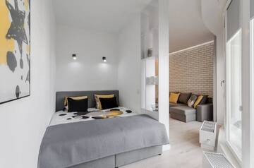 Фото номера Улучшенный номер-студио Апартаменты Apartament 24 - OVO г. Вроцлав 6