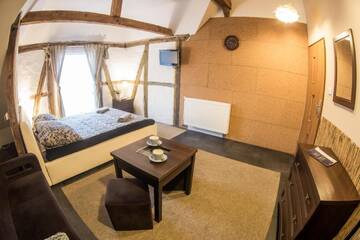 Фото номера Семейный номер с общей ванной комнатой Хостелы Fitness Hostel - pokoje OZONOWANE, darmowy parking г. Вроцлав 3