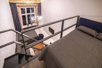 Фото номера Cемейный номер с собственной ванной комнатой Хостелы MoHo L Hostel г. Вроцлав 5