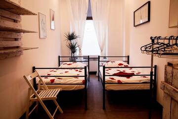 Фото номера Двухместный номер с 2 отдельными кроватями Хостелы FlyFly Hostel г. Вроцлав 28