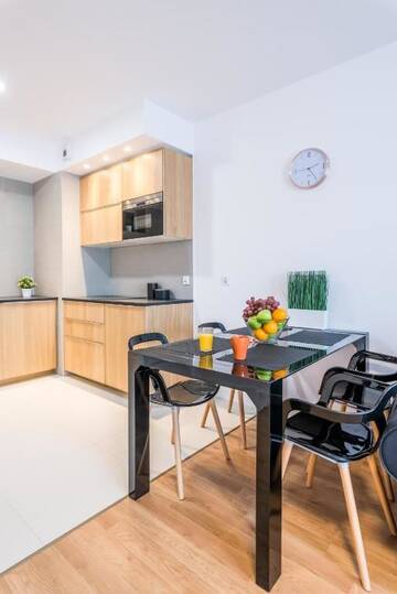 Фото номера Апартаменты с балконом Апарт-отели Modern City Apartments г. Вроцлав 53