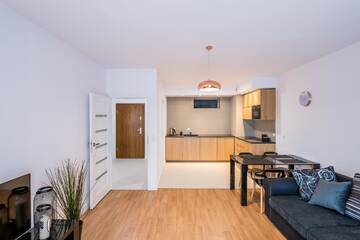 Фото номера Апартаменты с балконом Апарт-отели Modern City Apartments г. Вроцлав 13