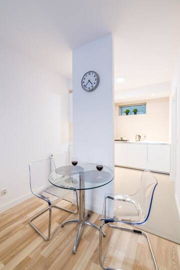 Фото номера Апартаменты с балконом Апарт-отели Modern City Apartments г. Вроцлав 25