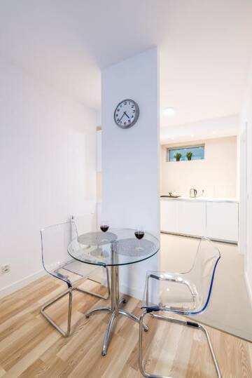 Фото номера Апартаменты с балконом Апарт-отели Modern City Apartments г. Вроцлав 64