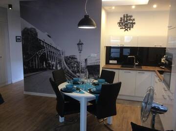 Фото номера Апартаменты с 2 спальнями Апартаменты Apartament Bridge г. Вроцлав 23