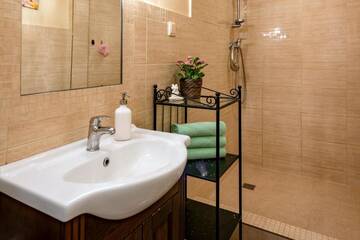 Фото номера Апартаменты с 2 спальнями Апартаменты Corner Apartment Przy Dworcu PKP г. Вроцлав 52