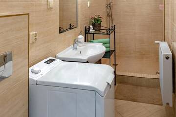 Фото номера Апартаменты с 2 спальнями Апартаменты Corner Apartment Przy Dworcu PKP г. Вроцлав 54