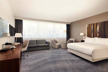 Фото номера Полулюкс Отель DoubleTree by Hilton Wroclaw г. Вроцлав 4