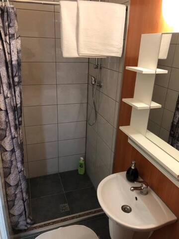 Фото номера Двухместный номер с 1 кроватью и душем Апарт-отели Hotel VILLA Rezydent г. Вроцлав 6