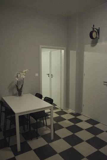 Фото номера Двухместный номер с 2 отдельными кроватями Хостелы Loft Wroclaw г. Вроцлав 22