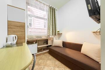 Фото номера Номер-студио «Мини 2» Хостелы hostelswidnicka24 г. Вроцлав 3