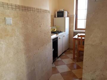 Фото номера Трехместный номер с общей ванной комнатой Хостелы Hostel Rumiankowy - Airport Hostel г. Вроцлав 10