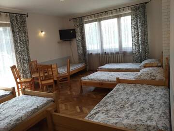 Фото номера Семейный номер с террасой Хостелы Hostel Rumiankowy - Airport Hostel г. Вроцлав 6