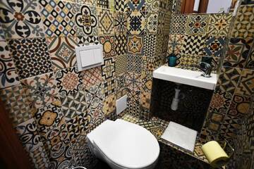 Фото номера Семейный номер с общей ванной комнатой Хостелы DUKES Hostel - Pokoje prywatne г. Вроцлав 2