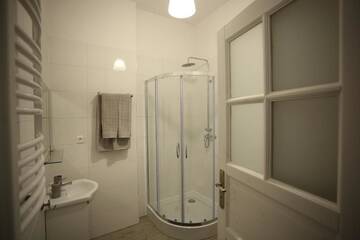Фото номера Двухместный номер Делюкс с 1 кроватью и балконом Апартаменты Colourful Rooms г. Вроцлав 5