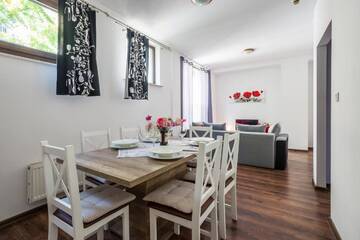 Фото номера Апартаменты с 2 спальнями Апартаменты Galeria Italiana Apartments г. Вроцлав 12
