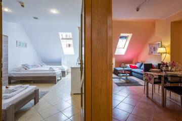 Фото номера Апартаменты с 1 спальней Апартаменты Galeria Italiana Apartments г. Вроцлав 5