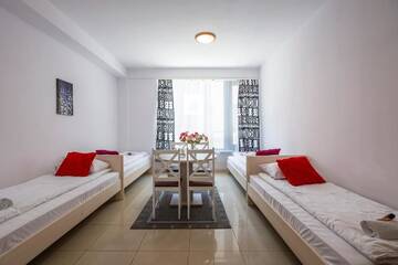Фото номера Апартаменты с 2 спальнями Апартаменты Galeria Italiana Apartments г. Вроцлав 5