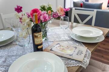 Фото номера Апартаменты с 2 спальнями Апартаменты Galeria Italiana Apartments г. Вроцлав 5