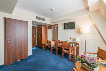 Фото номера Двухместный номер с 2 отдельными кроватями Отель Hotel Piast Wrocław Centrum г. Вроцлав 3