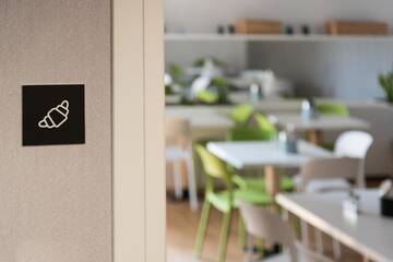 Фото номера Стандартный трехместный номер Отель Hotel Traffic Wrocław г. Вроцлав 3