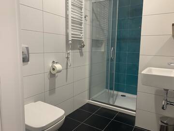 Фото номера Стандартный одноместный номер Отель Hotel Traffic Wrocław г. Вроцлав 2
