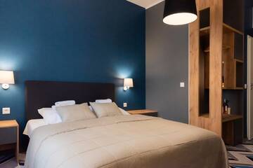 Фото номера Двухместный номер Делюкс с 1 кроватью Отель Hotel Traffic Wrocław г. Вроцлав 5