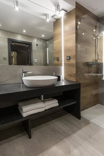 Фото номера Улучшенные апартаменты Апарт-отели Aparthotel New Lux г. Вроцлав 2