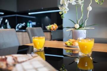 Фото номера Апартаменты в пентхаусе Апарт-отели Aparthotel New Lux г. Вроцлав 2
