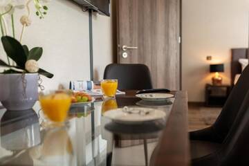 Фото номера Апартаменты Делюкс Апарт-отели Aparthotel New Lux г. Вроцлав 16
