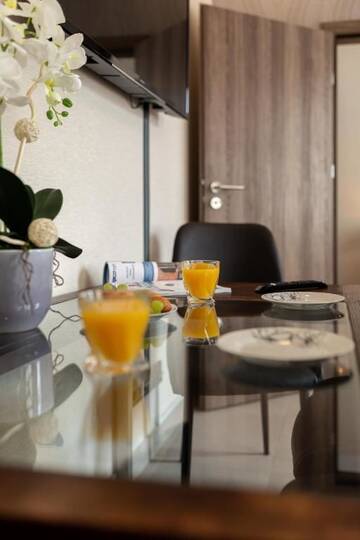 Фото номера Апартаменты Делюкс Апарт-отели Aparthotel New Lux г. Вроцлав 17