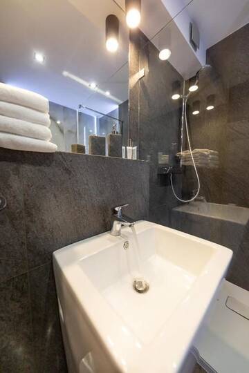 Фото номера Апартаменты Делюкс Апарт-отели Aparthotel New Lux г. Вроцлав 15
