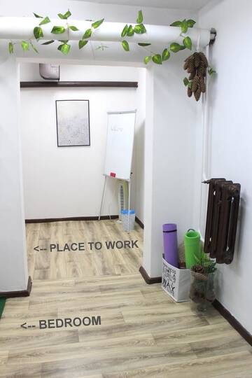 Фото номера Большой двухместный номер с 1 кроватью Гостевой дом Travel House Wroclaw г. Вроцлав 4