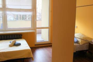 Фото номера Трехместный номер с общей ванной комнатой Гостевой дом Travel House Wroclaw г. Вроцлав 22