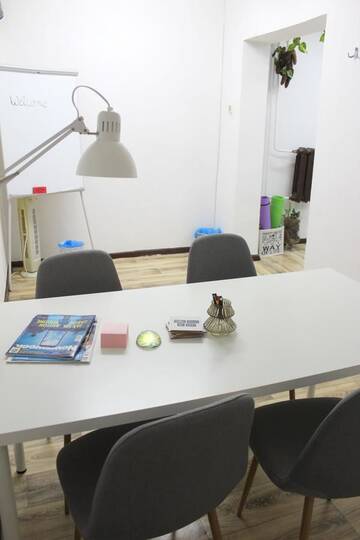 Фото номера Большой двухместный номер с 1 кроватью Гостевой дом Travel House Wroclaw г. Вроцлав 3