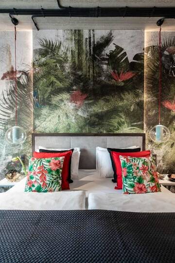 Фото номера Двухместный номер Делюкс с 1 кроватью Отель HOTEL ZOO г. Вроцлав 3