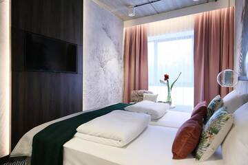 Фото номера Двухместный номер Делюкс с 1 кроватью Отель HOTEL ZOO г. Вроцлав 16