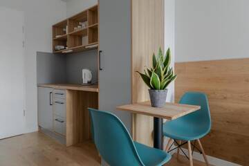 Фото номера Улучшенный двухместный номер с 1 кроватью Хостелы MoHo XL Hostel г. Вроцлав 4