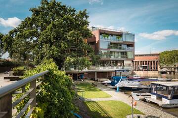 Фото номера Суперлюкс с 3 спальнями Апарт-отели EXCLUSIVE Aparthotel MARINA г. Вроцлав 2